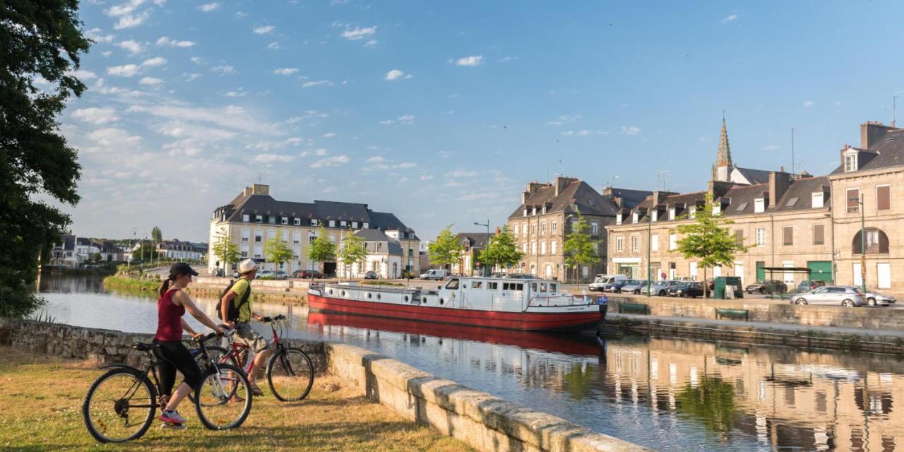 Appartement De Caractere Pontivy Centre Luaran gambar